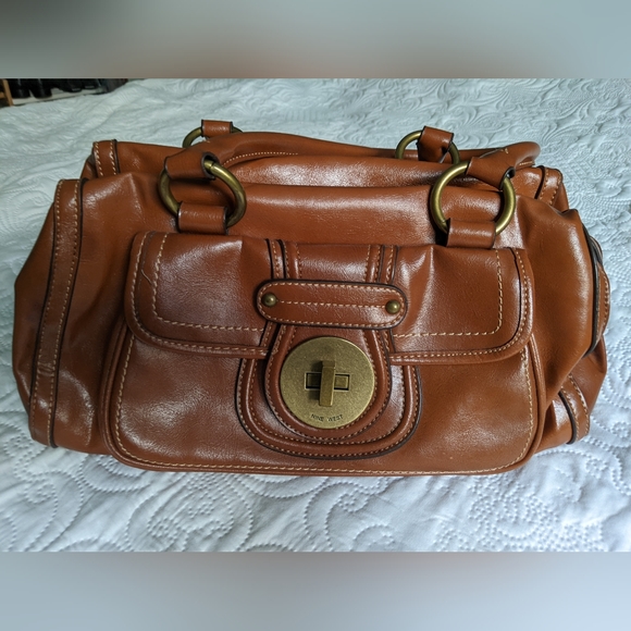 New Nine West one compartment satchel - Picture 1 of 5